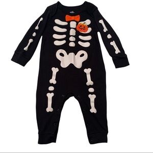 Halloween Skeleton onesie size 12 month